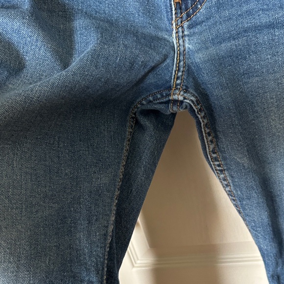 Levi's Classic Straight Blue Jeans - Picture 5 of 5